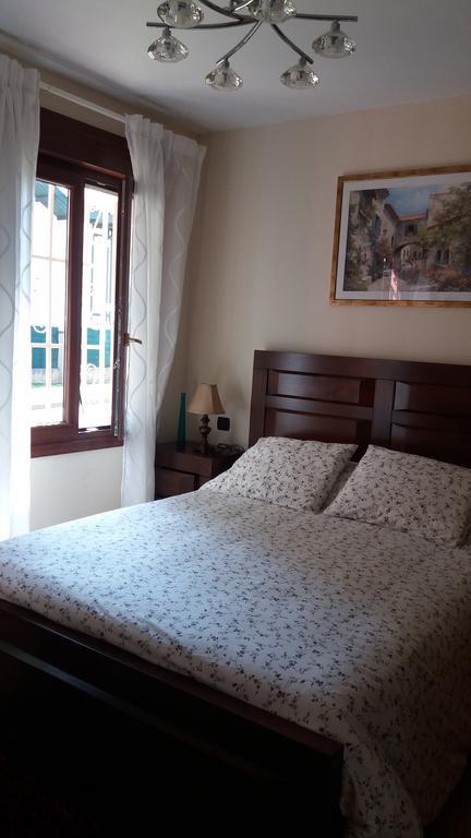 Apartamento Loiu Apartment ภายนอก รูปภาพ